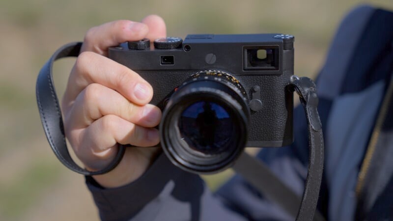 Leica M11 Monochrom in hand