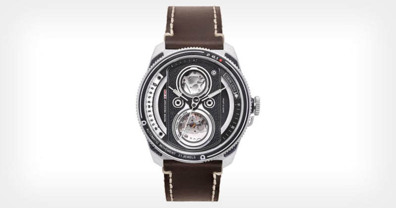 A wristwatch inspired by a camera and designed for photographers